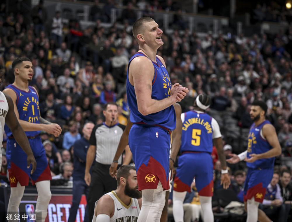 他更是一度 他更是一度