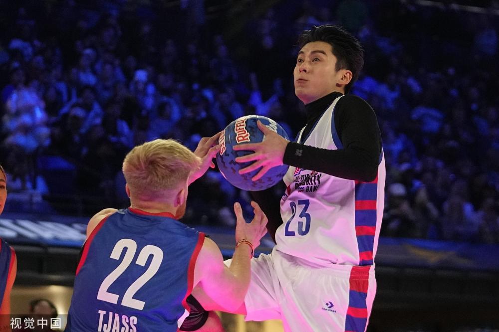 在光鮮亮麗 在光鮮亮麗