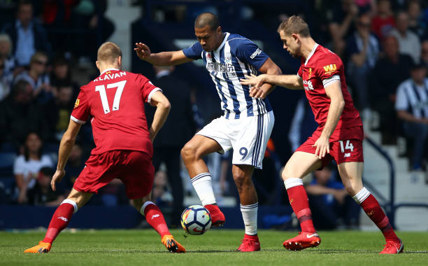 他们以稳健 他们以稳健